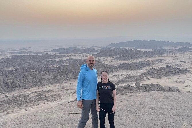 4 Hours Charming Moon Valley Hike Experience in Jeddah - Leaving Jeddah for Moon Valley