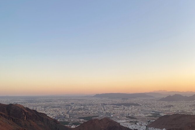 4WD Adventure in Uhud Mountain - The historical side of the outing