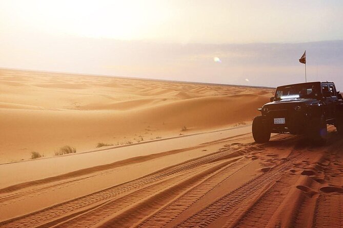 4X4 Dune Bashing with Sand Boarding in Pyramids of Saudi Arabia - Key points to know before you book