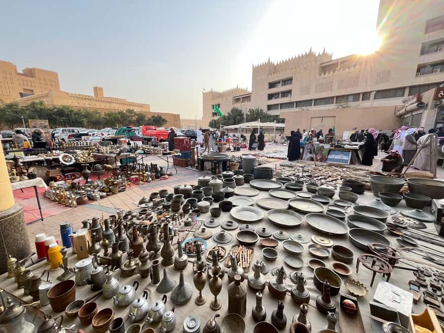 Al Masmak Fortress, Murabba Palace, and Souq Al Zal Tour - Why this old Riyadh route works