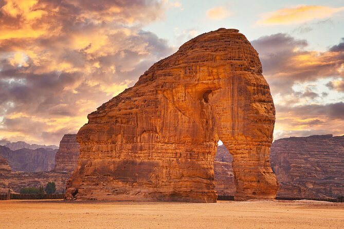 AlUla City Tour with 5 Attractions - The Waterfall Cafe and a Useful Pause
