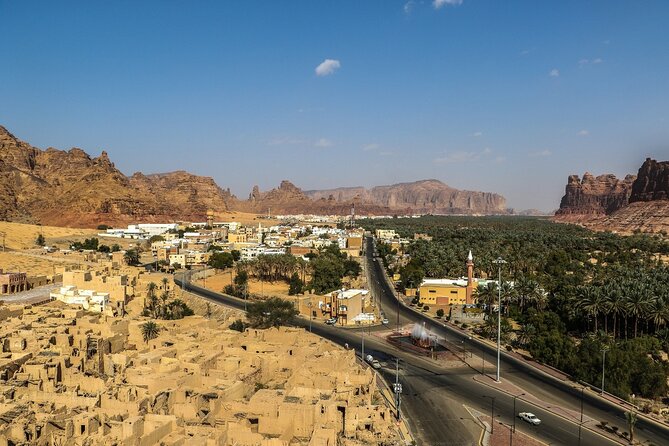 AlUla Old Town Experience - Walking through 900 houses and 500 shops