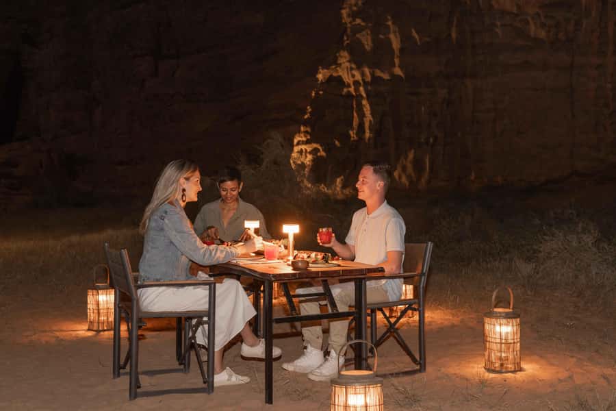 AlUla: Sharaan Platinum Dinner Safari - Canyons, petroglyphs, and human-shaped rock