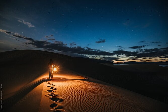 Desert Camp Experience in Riyadh - Sandboarding on the dunes