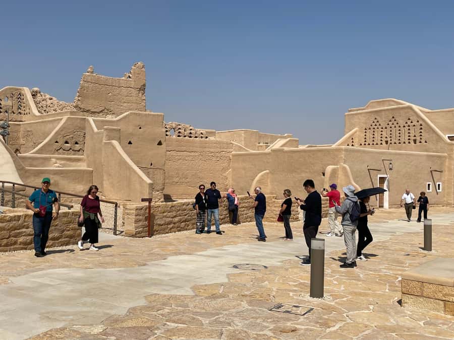 Diriyah Old Town : historical UNESCO site tour with dinner - Is $400 per person a fair price?