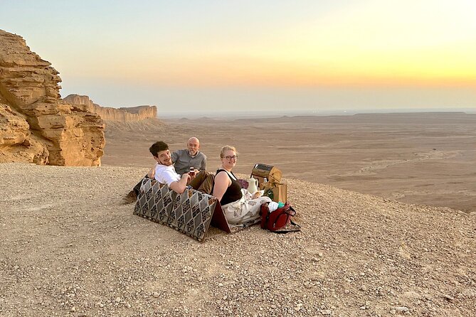 Edge of The World & Deer Reserve Off-road 4x4 Car Tour in Riyadh - Key points to know before you book