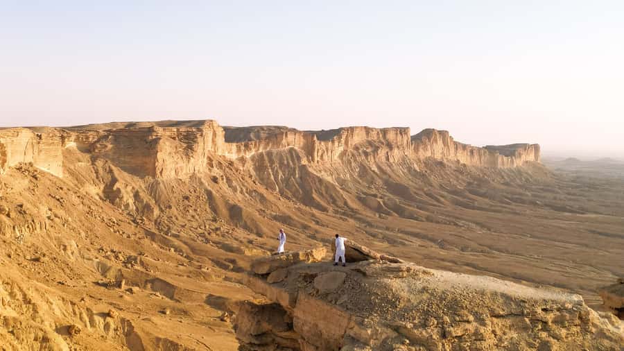 Edge of the World & Keshta Tour (Riyadh) - A short secret stop adds variety