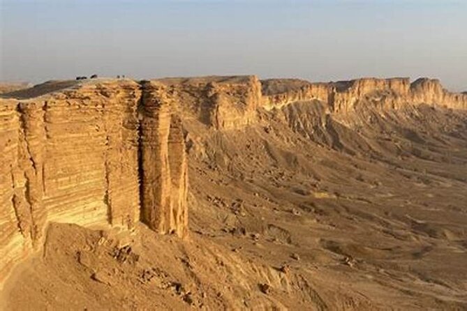 Edge of the World Tour - The second view across the Tuwaiq Escarpment