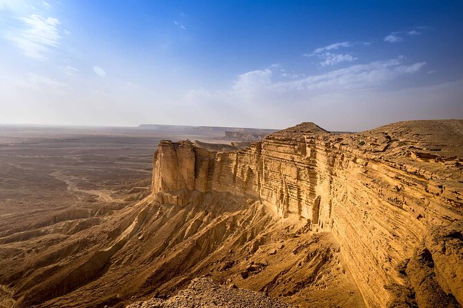Edge of the World Tour - Reaching Jabal Fihrayn after the desert road