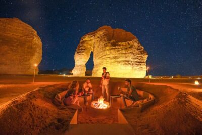 Elephant Rock Tour in AlUla
