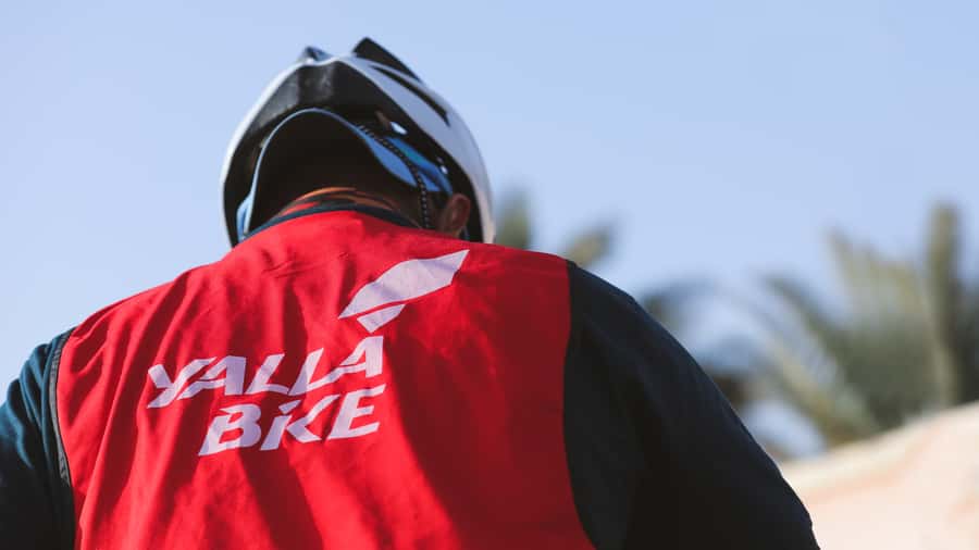 Evening Bike Tour in Wadi Hanifah - Setting out from the Yalla Bike store