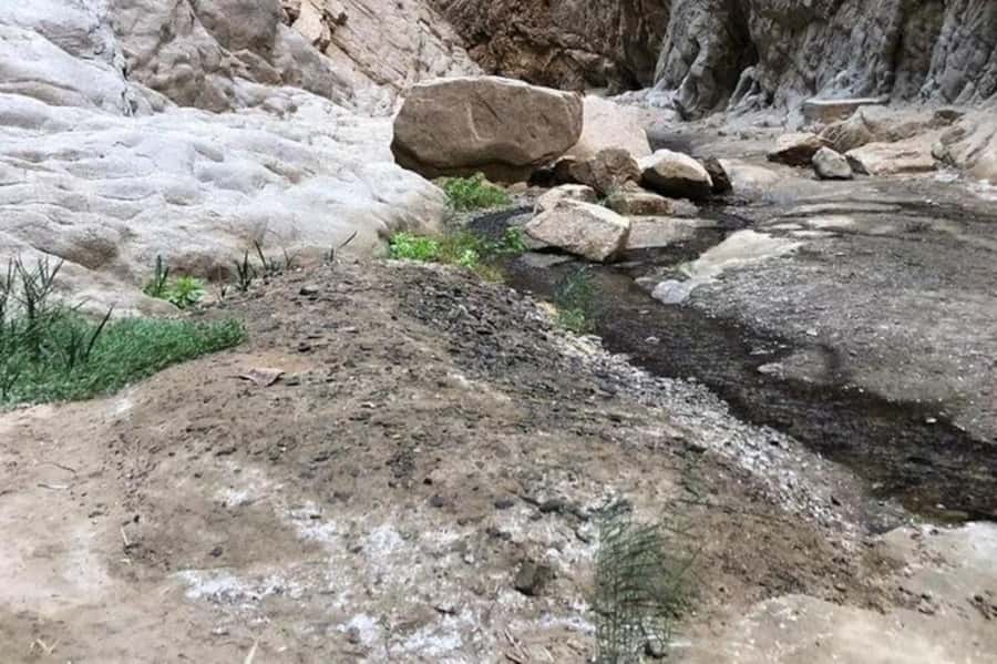Explore the ancient The Land Of Midian& Split Rock Of Mose's - Maqna and the 12 springs of Moses