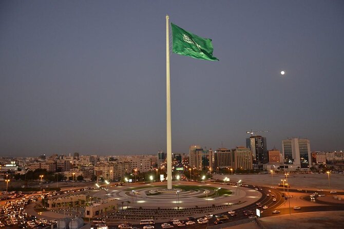 Full Day Guided Jeddah City Tour - Why this tour works for a first day in Jeddah