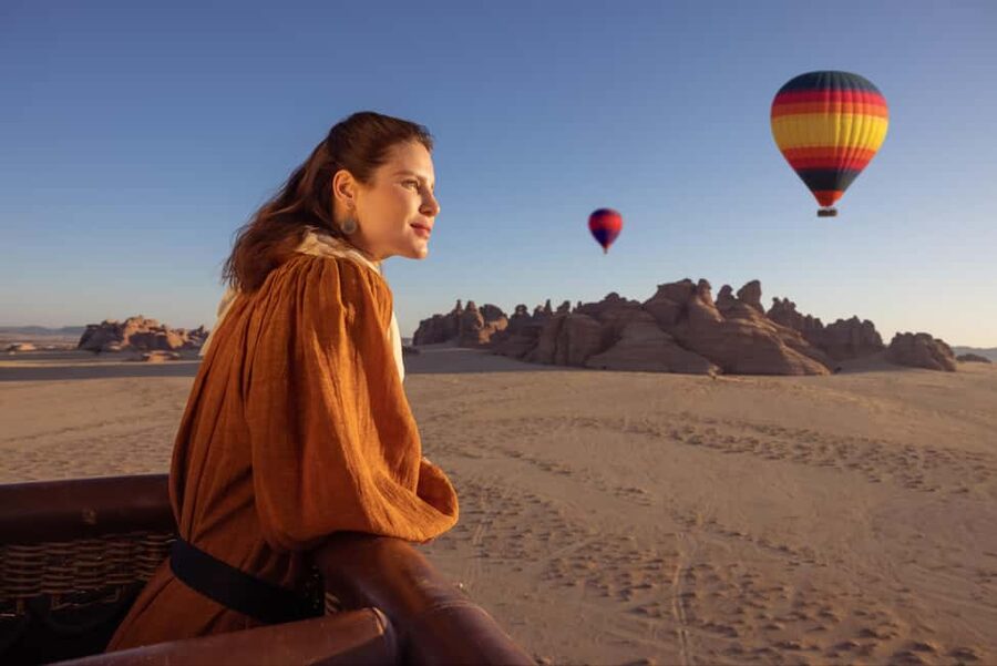 Hegra Al Ula: Sunrise Hot Air Balloon Flight - Before Dawn: Hotel Pickup and the Ride to the Launch Site