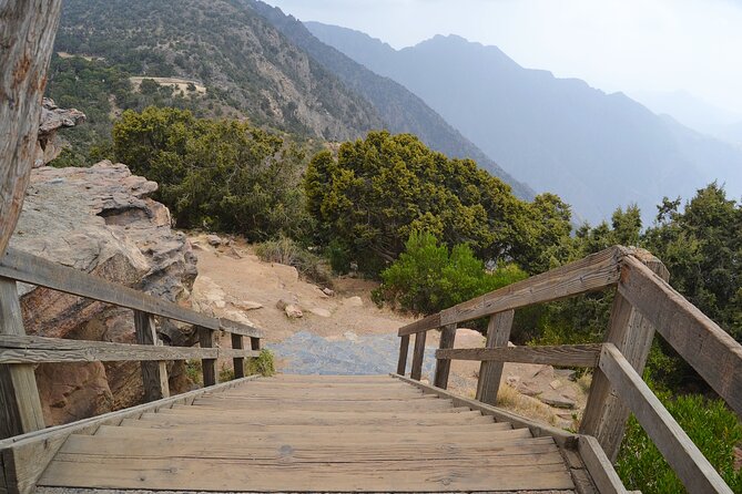 Historical & Heritage Tour in Abha- Rijal Almaa Village - Walking among Rijal Almaa’s stone and clay buildings