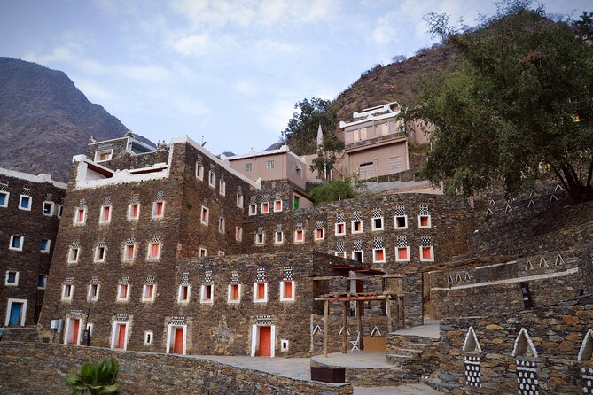 Historical & Heritage Tour in Abha- Rijal Almaa Village - Al Soudah: a mountain start with a chance of clouds