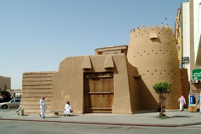 Historical Riyadh Self-Guided Audio Walking Tour - Starting at Al Masmak Fortress