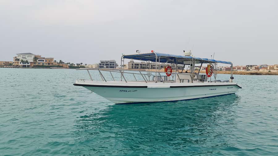 Jeddah: Bayada Leisure Boat Trip with Snorkeling - Key points at a glance