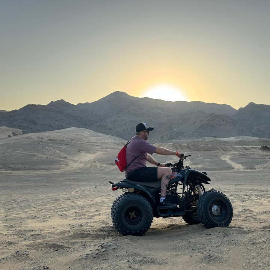 Jeddah Desert Safari: Quad Biking, Camel Farm & Sunset Views - Choosing sunrise instead of the heat