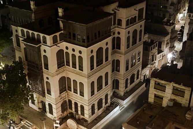 Jeddah discover old Jeddah Albalad - Muhammad’s style and the private format