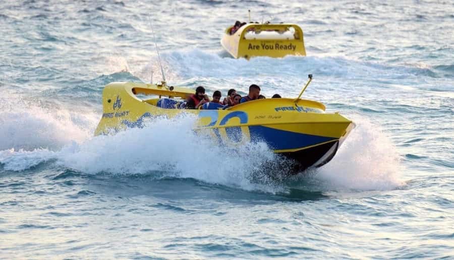 Jeddah: Red Sea Speedboat Tour with Captain - A fast ride along Jeddah’s Red Sea coast