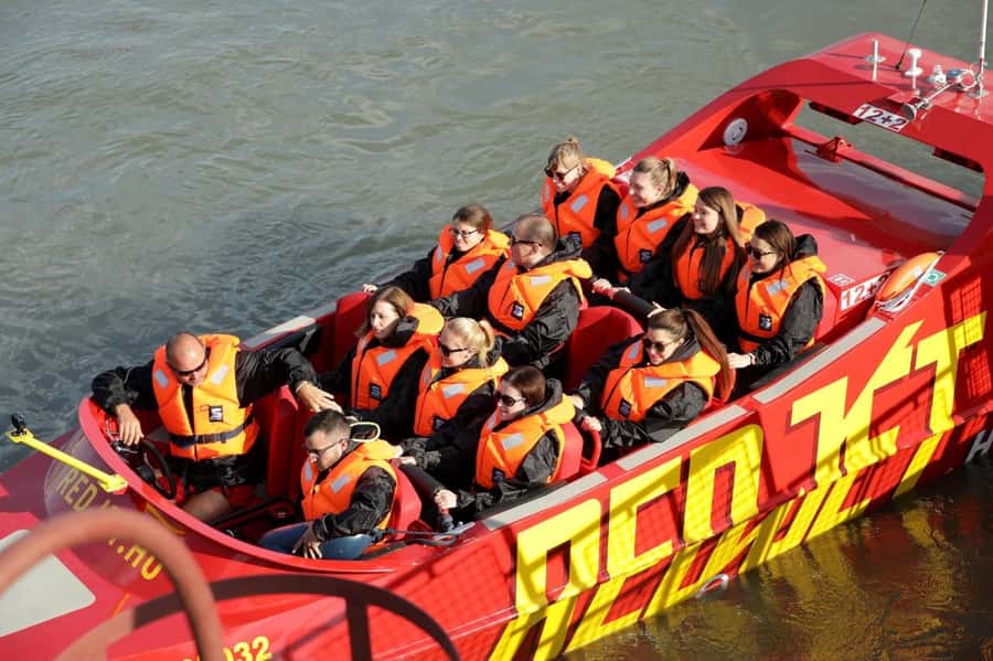 Jeddah: Red Sea Speedboat Tour with Captain - What is included, and what is not