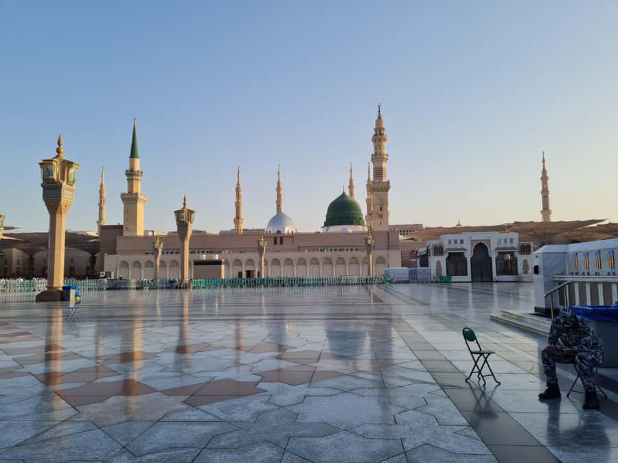 Madina: Guided Tour of the City's Historical Sights - Why this Madinah tour works well for first-time visitors