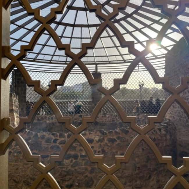 Madinah: Seerah Landmarks Tour with Guide and VIP Car - The house of Itban ibn Malik and the meaning of hospitality