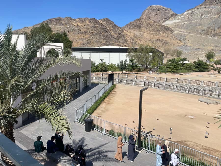 Makkah: Jabal Al-Nour, Cave Hira, and Mount Arafat Tour - The Makkah Museum and Hira Cultural Center