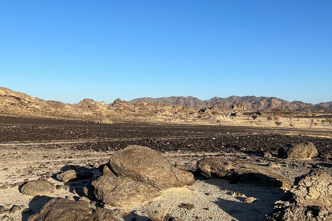 Moon Mountain Hike from Jeddah City - Reaching Moon Valley by 4x4