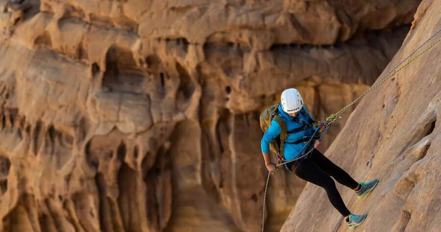 Private Abseiling in Alula Desert. - Reaching the rock face and preparing for the descent