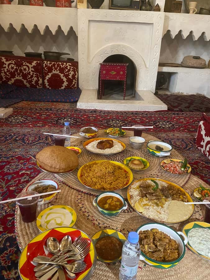 Riyadh: Cultural Dining Experience Rooted in Arabian Heritag - Key points to know before booking