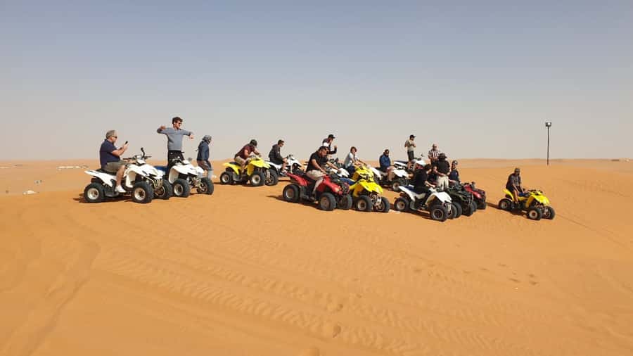Riyadh: Desert Quad Bike Experience with Transfer - One hour on a quad bike