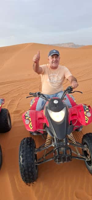Riyadh: Desert Sand Dunes (VIT-Qude bike + Camel Ride) - What makes the guide service important