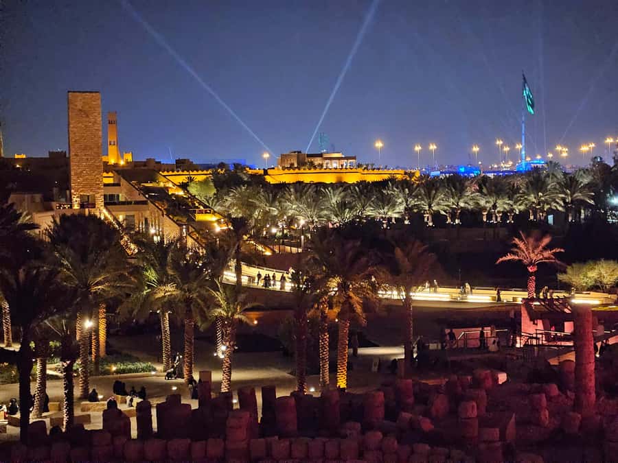 Riyadh: Diriyah, AL Masmak Fortress, AL Murabba Palace Tour - Al Murabba Square: a useful opening chapter