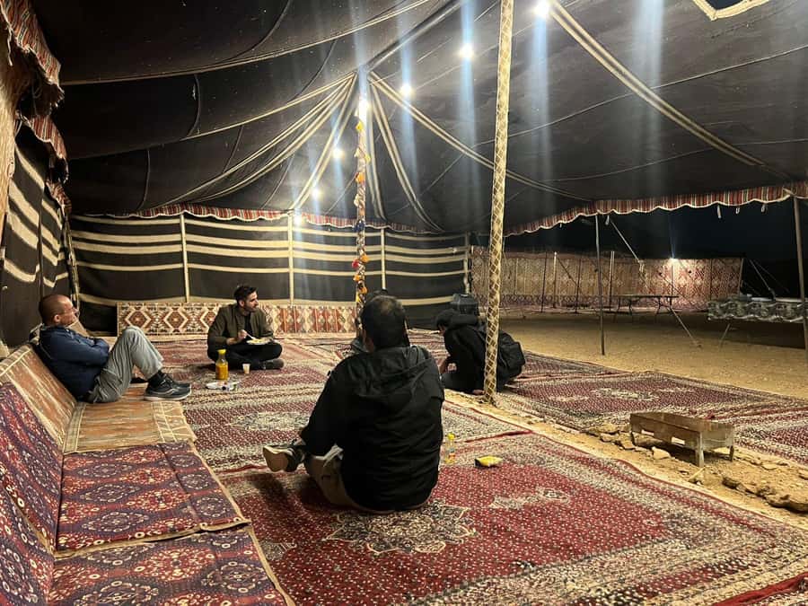 Riyadh Edge of The World and Bat Cave Visit by Bus - Why the Edge of the World feels so remote