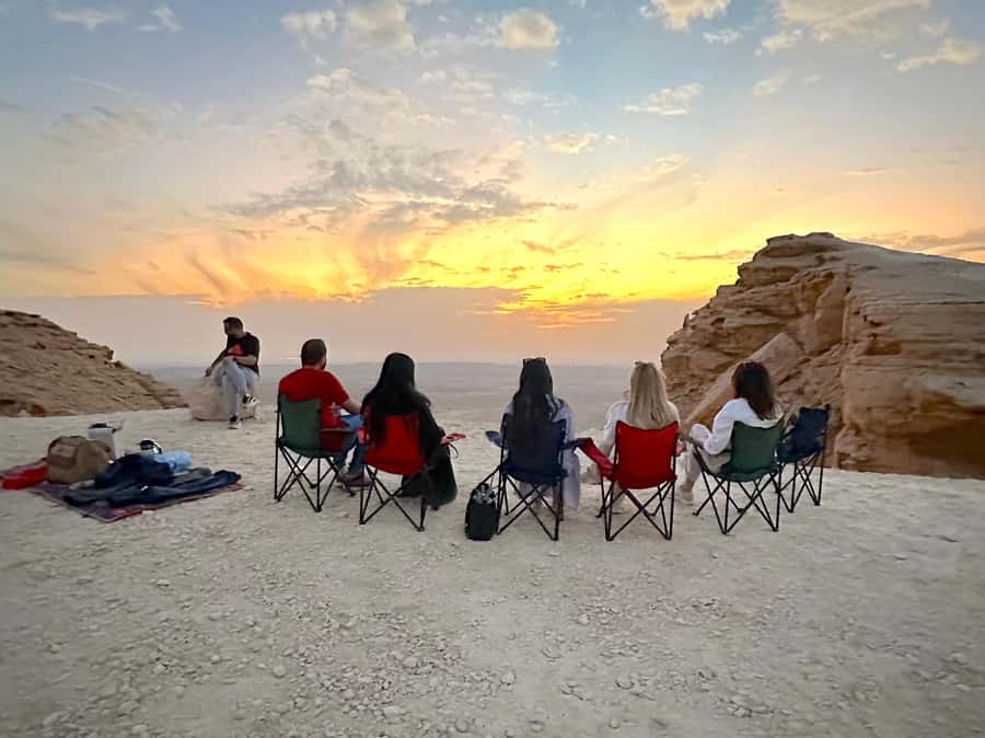 Riyadh Sunset Edge of the World & Deer Reserve 4WD Adventure - Reaching the Edge of the World before sunset