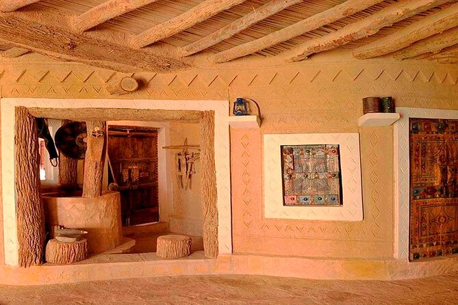Traditional SAUDI Dinner Experience - How the Four-Hour Schedule Works