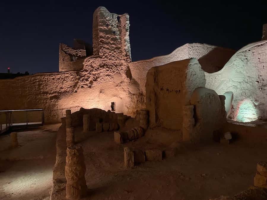 Uncover the Rich Heritage of Diriyah, the city of Earth. - Walking through At-Turaif’s mudbrick streets