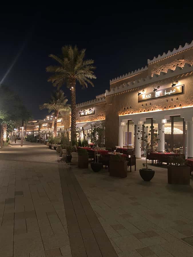 VIP Private Riyadh Experience with Saudi Meal & Pickup - The Saudi dinner is more than a meal
