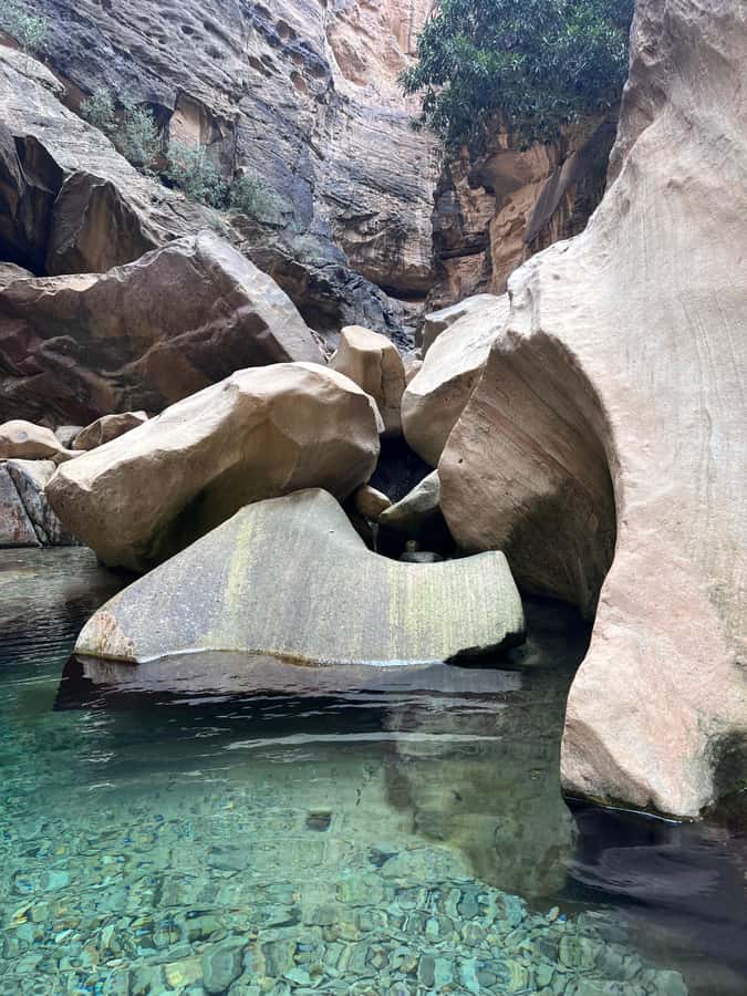 Wadi Lajab Canyon Hiking Tour - Why Wadi Lajab feels different from an ordinary canyon walk